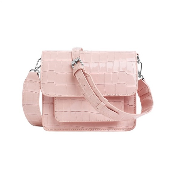 New Women's HVISK Cayman Pocket Crossbody Bag! 